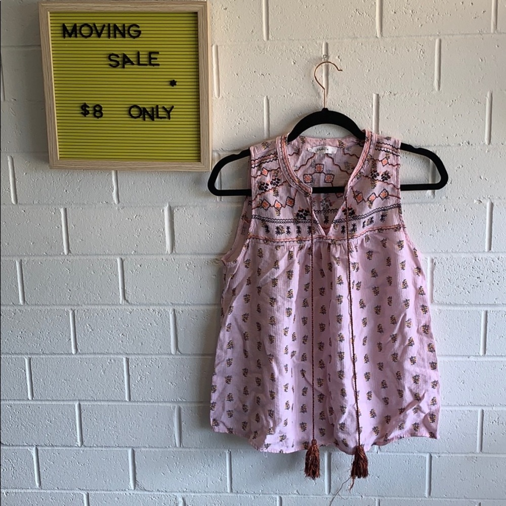 🎉MOVING SALE peasant tank top size M🎉